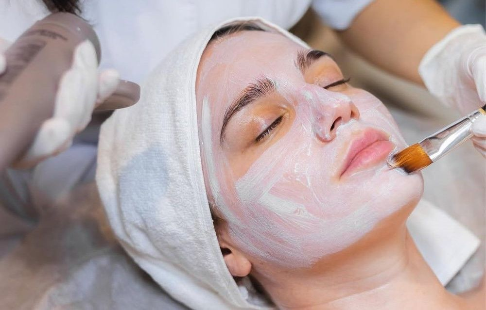 8 Popular Types of Facials and Their Benefits